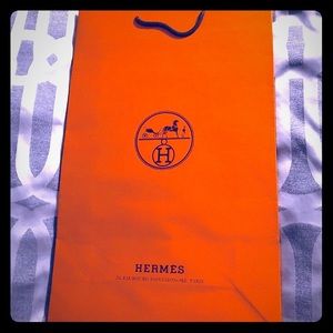 Medium Hermes shopping bag